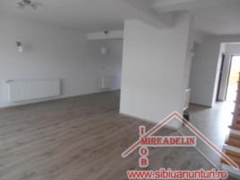 inchiriez-vila-4-camere-zona-rezidentiala-selimbar-1