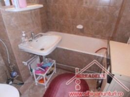 inchiriez-apartament-2-camere-zona-calea-dumbravii-4