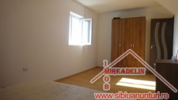 inchiriez-apartament-4-camere-100-mp-zona-garii-8
