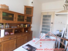 inchiriez-apartament-2-camere-la-casa-ultracentral-2
