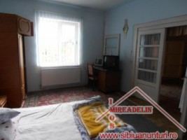 inchiriez-apartament-2-camere-la-casa-ultracentral-3