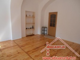 inchiriez-garsoniera-la-casa-zona-ultracentrala-2