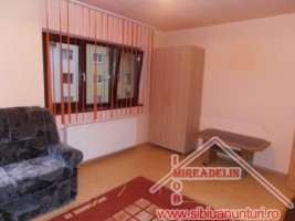 inchiriez-apartament-2-camere-strand-2