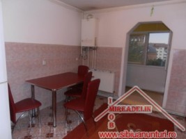 inchiriez-apartament-2-camere-strand-4
