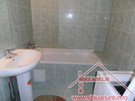 inchiriez-apartament-2-camere-strand-5