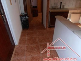 inchiriez-apartament-2-camere-vasile-aaron-5