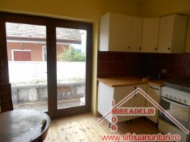 inchiriez-casa-2-camere-orasul-de-jos-5