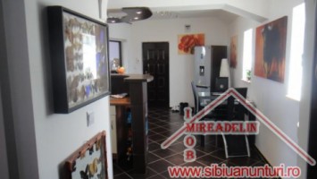 vand-apartament-2-camere-la-vila-zona-calea-dumbravii-1