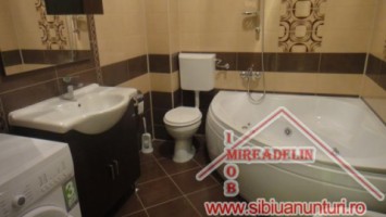inchiriez-apartament-3-camere-120-mp-strand-3