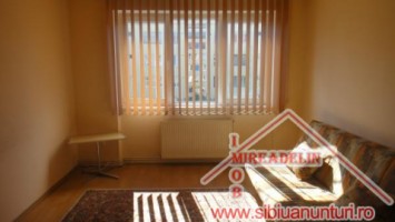 vand-apartament-2-camere-cedonia-4
