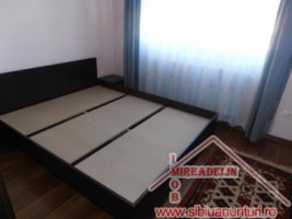 inchiriez-apartament-2-camere-valea-aurie-1
