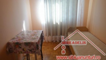 inchiriez-apartament-3-camere-strand-4