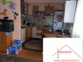 vand-ap-2-camere-la-mansarda-vaaron