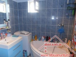 vand-ap-2-camere-la-mansarda-vaaron-2