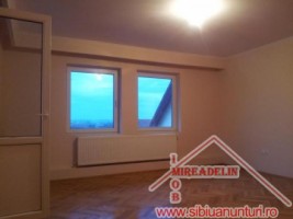 ocazie-vand-apartament-la-vila-str-dealului-5