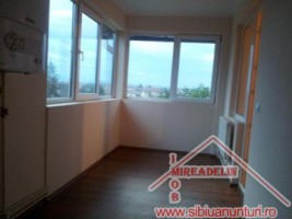 ocazie-vand-apartament-la-vila-str-dealului-7