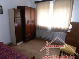 inchiriez-apartament-2-camere-valea-aurie-2