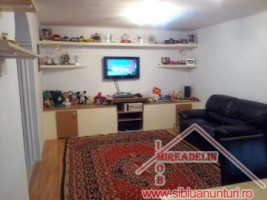 vand-vila-4-camere-pim-calea-cisnadiei-4