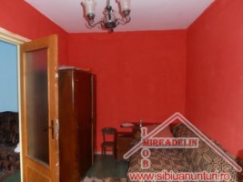 vand-apartament-3-camere-al-streiu-5