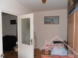 vand-apartament-3-camere-strada-miraslau-3