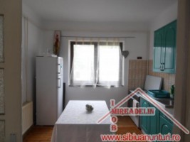 inchiriez-casa-2-camere-cartier-lazaret-1