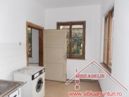 vand-casa-3-camere-dpe-zona-calea-poplacii-1