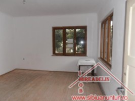 vand-casa-3-camere-dpe-zona-calea-poplacii-2
