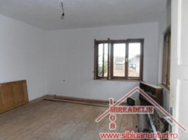 vand-casa-3-camere-dpe-zona-calea-poplacii-5