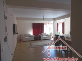vand-apartament-3-camere-decomandate-zona-strand