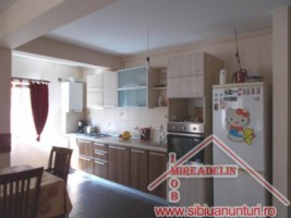 vand-apartament-3-camere-decomandate-zona-strand-3