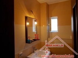 vand-apartament-3-camere-decomandate-zona-strand-4