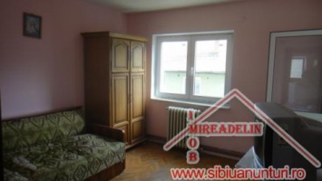 inchiriez-apartament-2-camere-strand-2
