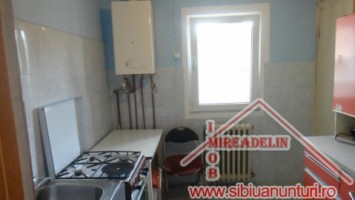 inchiriez-apartament-2-camere-strand-6