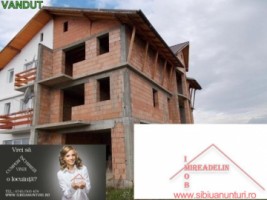 vand-casa-la-rosu-pii-c-cisnadiei