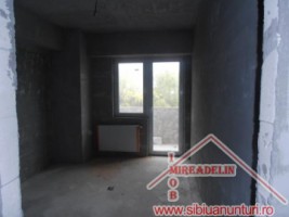 vand-apartament-2-camere-zona-mihai-viteazu-2