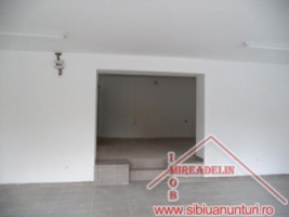 inchiriez-spatiu-comercial-110-mp-cartier-tiglari-3