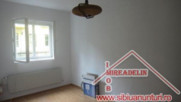 inchiriez-apartament-3-camerecalea-poplacii-1