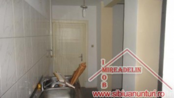 inchiriez-apartament-3-camerecalea-poplacii-4
