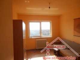 vand-apartament-2-camere-str-semaforului-2