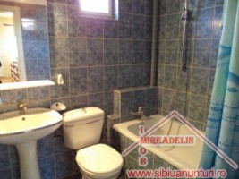 inchiriez-apartament-4-camere-strand-ii-9