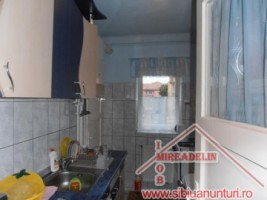 vand-apartament-2-camere-zona-terezian-3