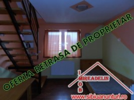 vand-apartament-2-camere-la-mansarda-v-aaron