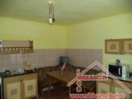 vand-casa-5-camere-piata-cluj-1
