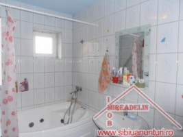 vand-apartament-3-camere-hipodrom-i-2