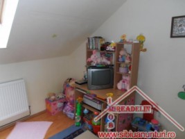 vand-apartament-3-camere-hipodrom-i-5