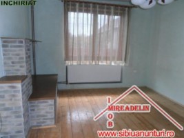 inchiriez-casa-3-camere-singur-in-curte-zona-piata-cluj