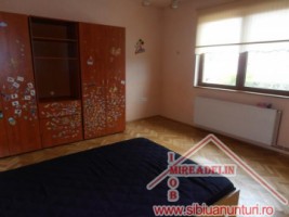 inchiriez-casa-3-camere-singur-in-curte-zona-piata-cluj-5