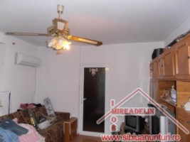 vand-apartament-2-camere-hipodrom-ii-1