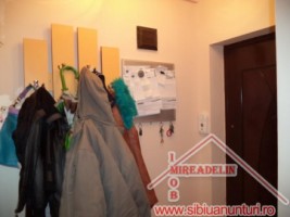 vand-apartament-3-camere-zona-interex-1