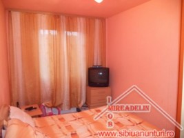vand-apartament-3-camere-zona-interex-3